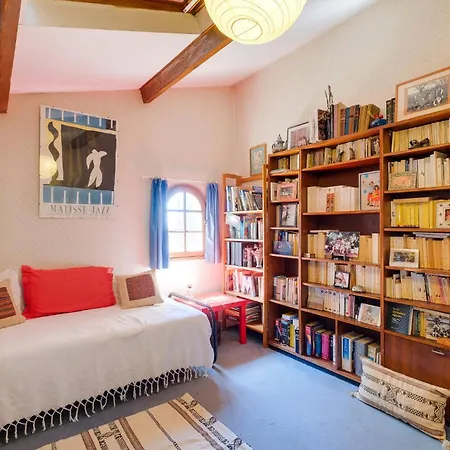 Casa vacanze In Les Angles With Kitchen Les Angles (Gard)