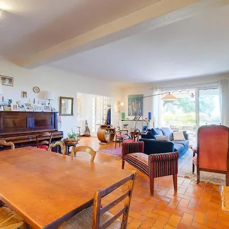 In Les Angles With Kitchen Casa vacanze *